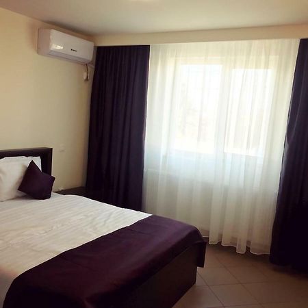 Casa Bucurr Hotel Afumati Bagian luar foto